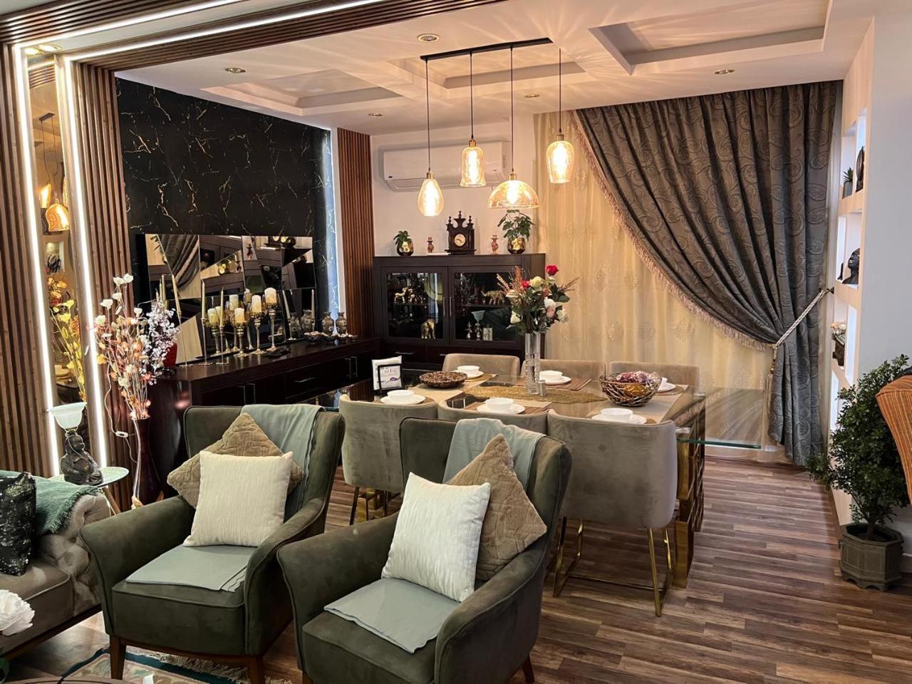 شقه مفروشه فاخره بالقاهره الجديده Apartman New Cairo Kültér fotó