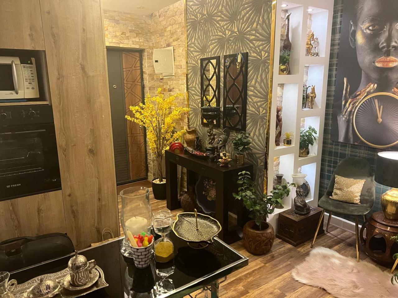 شقه مفروشه فاخره بالقاهره الجديده Apartman New Cairo Kültér fotó